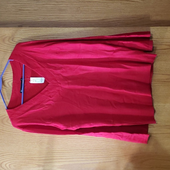 NWT New York & Company V-Neck Bell Sleeve Sweater in Color Pouring Red.Large. - Picture 3 of 7